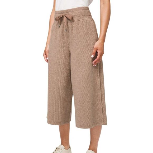 Lululemon Retreat Yourself Crop Wide Leg Pants Heathered Soft Sand Brown 6 - Picture 1 of 10